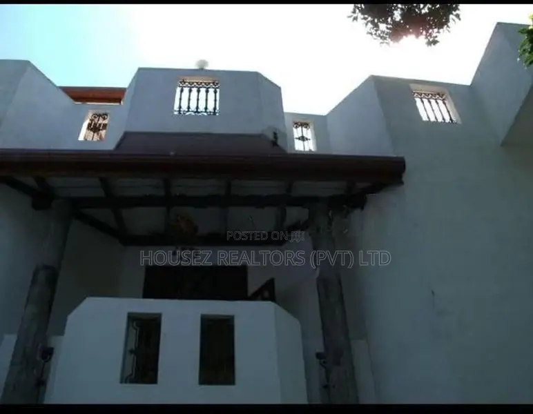 Spacious 3-Storey House for Rent in Thalangama North, Malabe