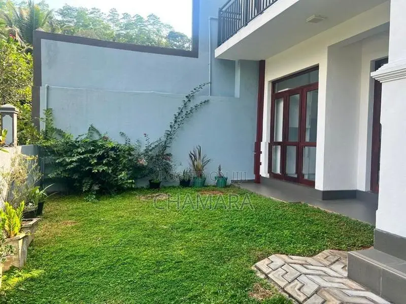Semi Furnished Studio Room for Rent – Asgiriya, Kandy