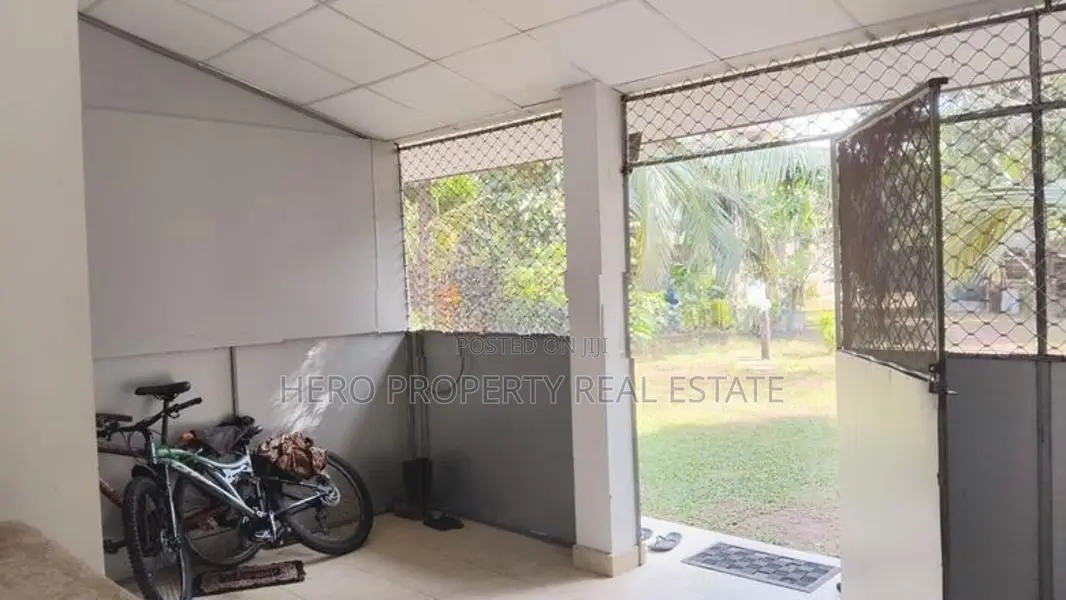 HJS197 - Single Story House for Sale in Kadawatha