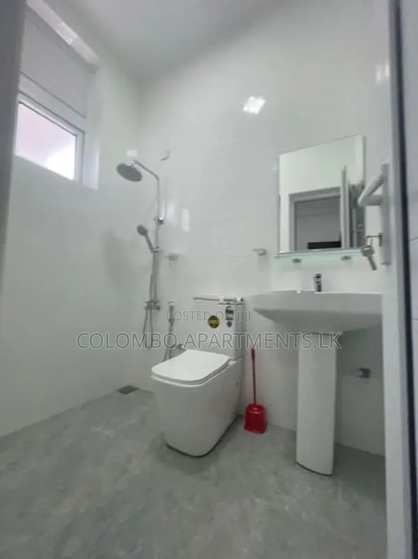 Dehiwala Apartment for Long-Term Rent. Property Code: (CSM301)