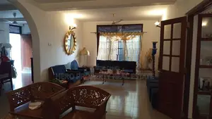 HMS061 - House and A Land for Sale in Battaramulla