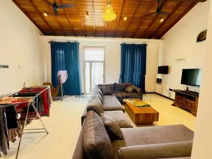 Luxurious 3-Storey Modern Home for Sale – Heart of Wellawatte