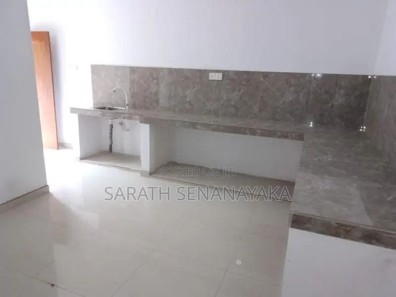 Upstairs House for Rent in Panadura