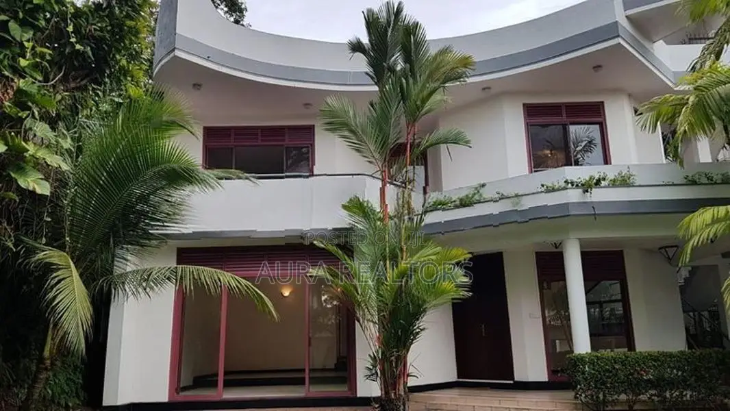 5 Bedrooms Huge House for Rent in Battaramulla (p-131)