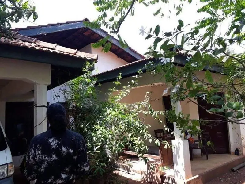 Prime Land 16P with House for Sale in Near Katunayake Airport
