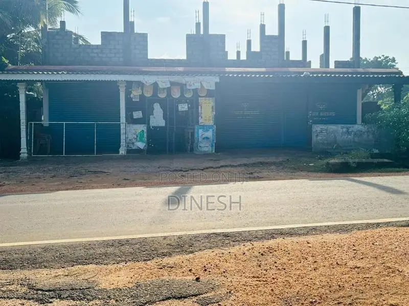 4 Shops with land for sale in vavuniya, Northern Province