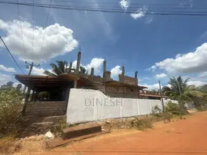 4 Shops with land for sale in vavuniya, Northern Province