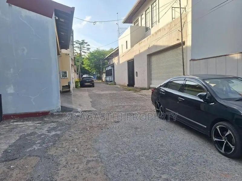 Super Land for Sale in Colombo 5 Park Road