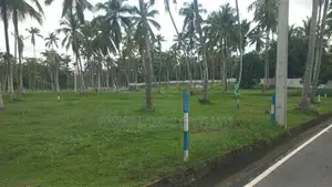 යක්කල නගරයෙන්ම සුපිරි බිම්කොටස්