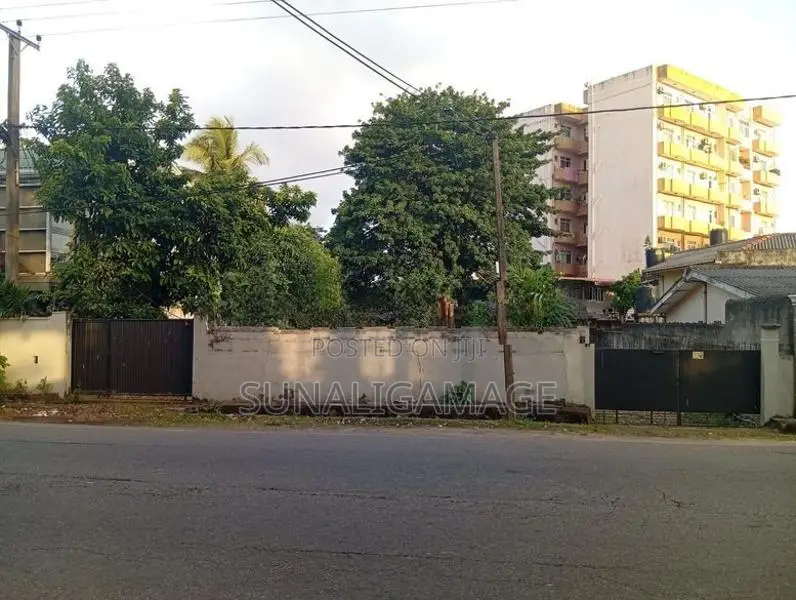 Land for Sale in Pamankada