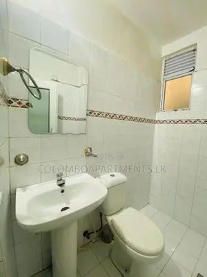 Short-Term Apartment Rental Opportunity in Wellawatta. (Code: CSH201)