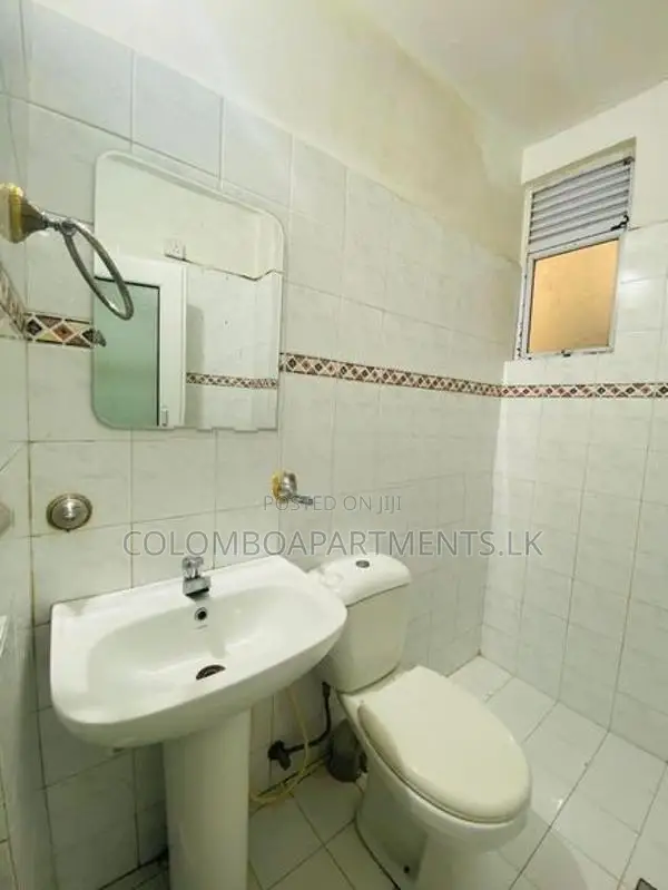 Short-Term Apartment Rental Opportunity in Wellawatta. (Code: CSH201)