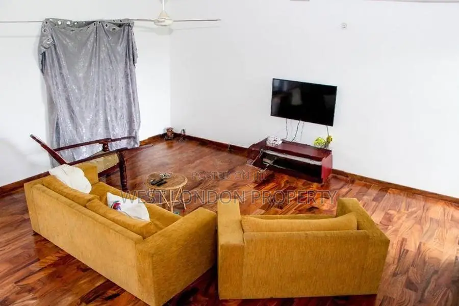 Close to Panadura Town House