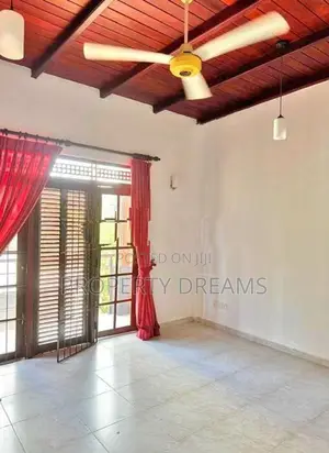 Elegant House for Sale in Pannipitiya