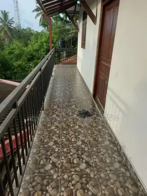 Upstair House for Rent in Homagama
