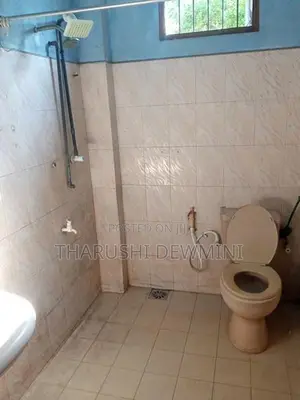 ගැහැනු ලමයි සඳහා කාමර පහසුකම් -කඩුවෙල