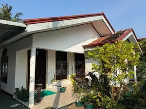 අගනා නිවසක් විකිණීමට – දුංගාල්පිටිය, මීගමුව