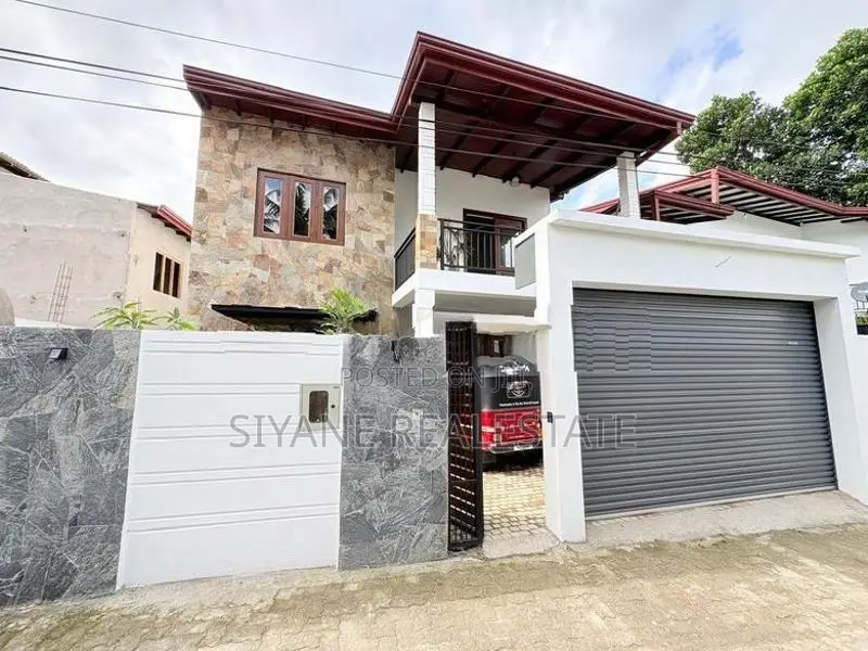 Brand New House for Sale in Thalawathugoda