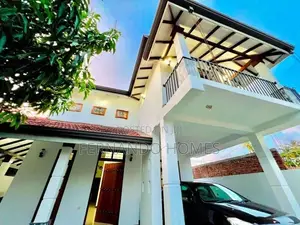 Spacious 700M To Bus Road Nice House For Sael In Negombo Daluwakotuwa