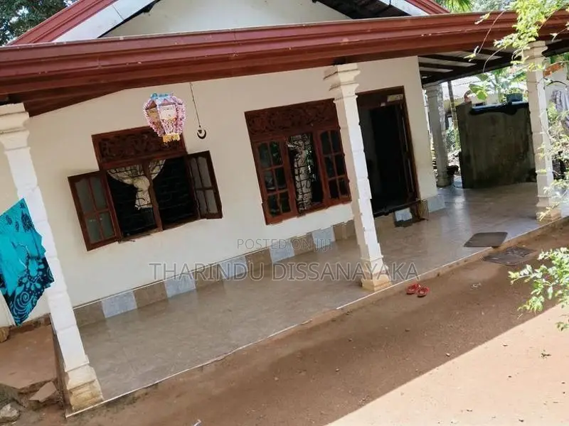 House for Sale in Kadawatha Kirillawala Plot 17