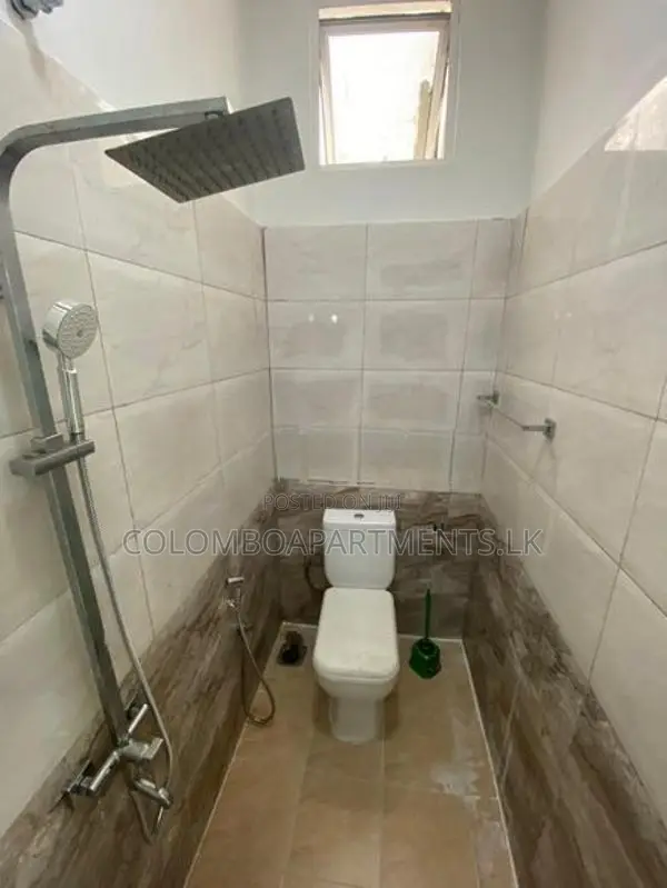 Short-Term Apartment Stay Available in Kalubowila. Code: (CSA202)