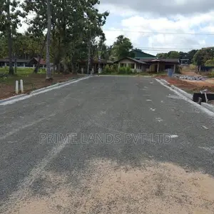 කුරුණෑගල පුත්තලම් පාරට අසන්නයෙන් ඉඩමක් විකිණීමට