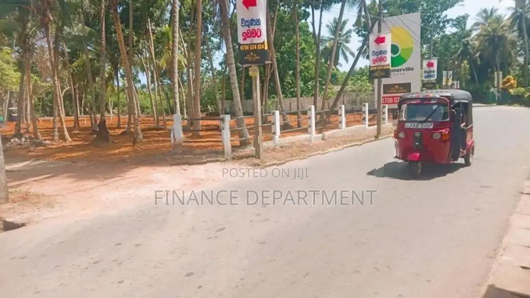 Facing to 457 panadura Hirana Road Commercial Land Plots