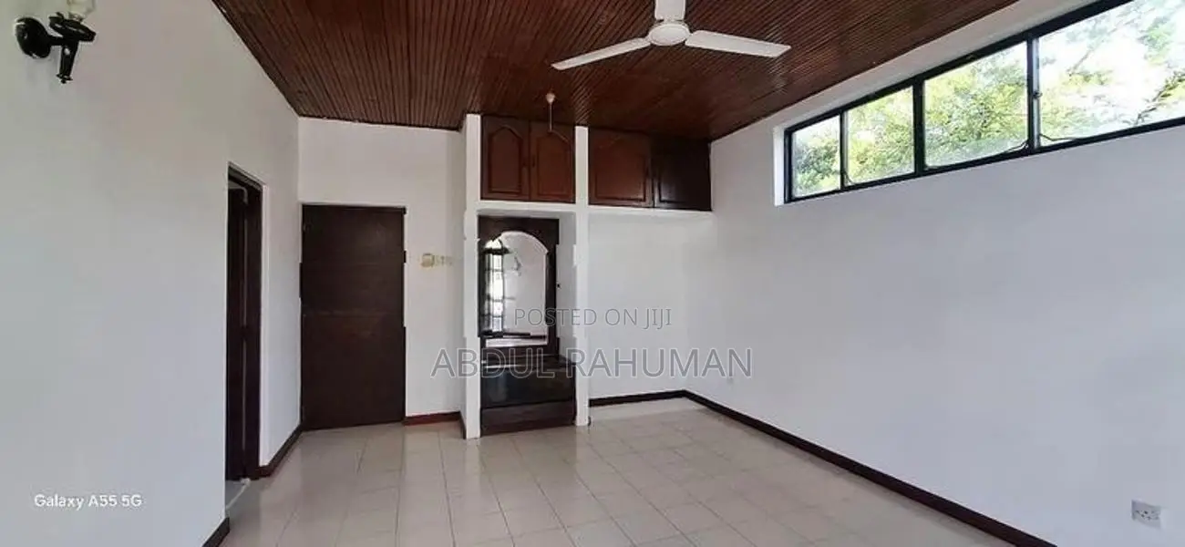2 Storey House Battaramulle