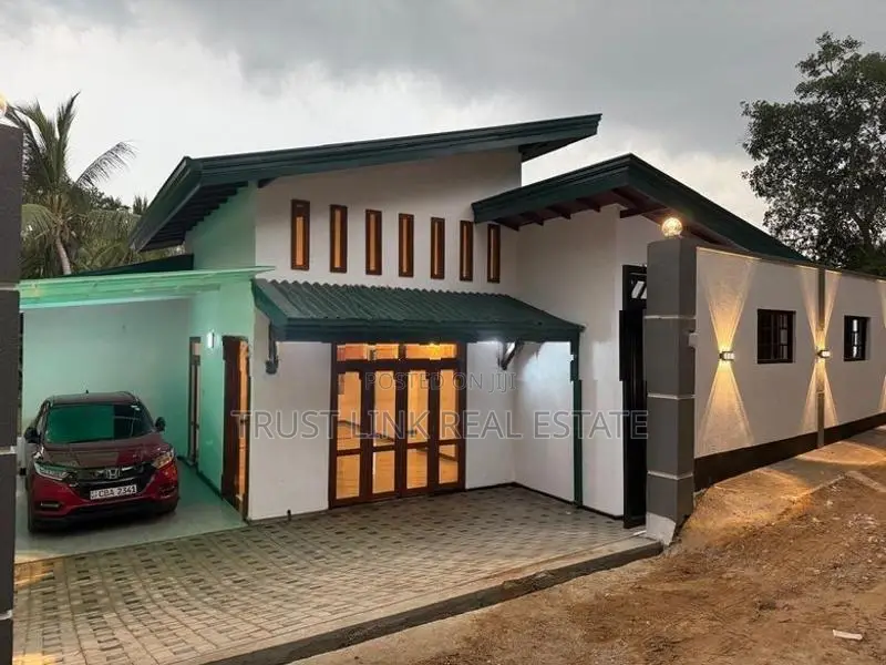 Modern House for Sale in Ragama