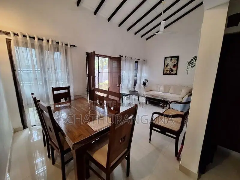 House for Sale in Polgasovita