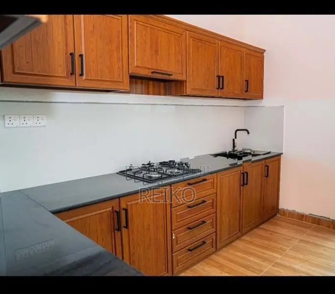 High Residential Area House with 5 Rooms 4 Bath Brand New Kotahena