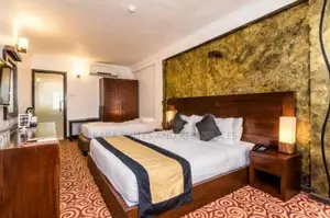 18000 Sq.ft - Luxury Hotel for Sale CP34755- Colombo 04