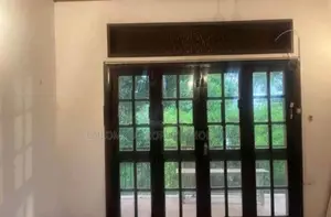 Upstairs House Rent in Dehiwala