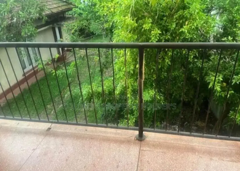 Upstairs House Rent in Dehiwala