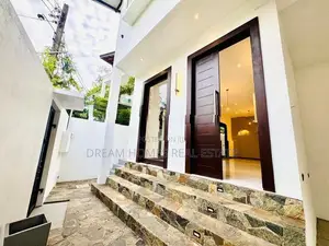Elegant Luxury Living in Thalawathugoda – Kalalgoda