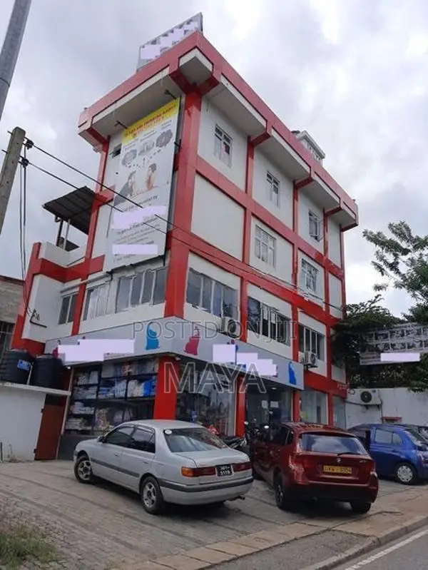 Kandy Road Facing Commercial Building for Sale - Kadawatha