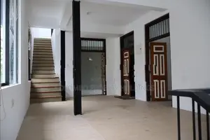 Elegant 03 Storey Office For Rent In Boralesgamuwa [ 176 C ]