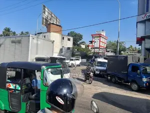 Kandy Road Facing Commercial Building for Sale - Kadawatha