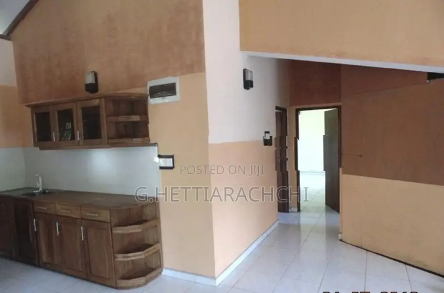 Upper Floor House Rent in Wadduwa Town