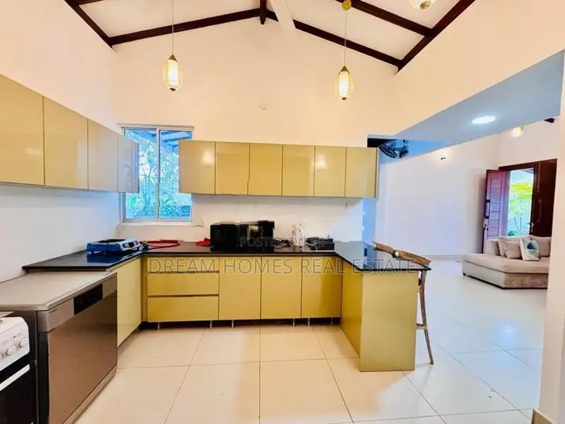 Charming Fully Furnished House for Sale – Thalawathugoda