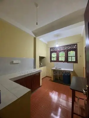 Rooms for Rent Ladies Pilimathalawa