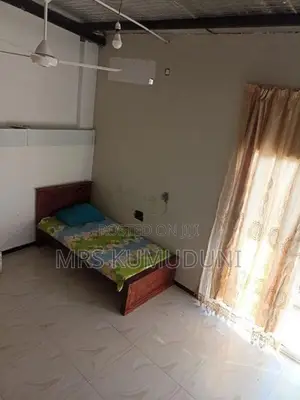 Room for Rent Girls Battaramulla