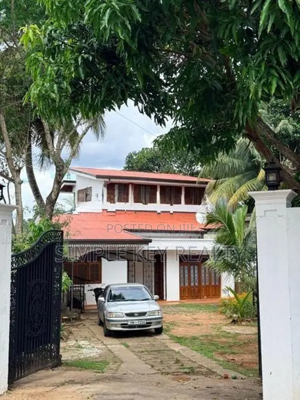 Three Storey House for Sale in Kadawatha Ragama Road