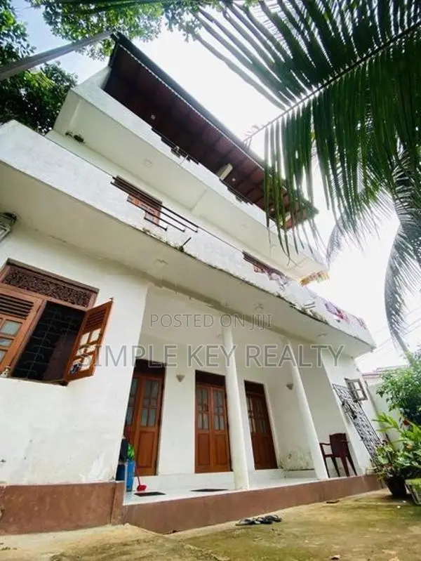 Three Storey House for Sale in Kadawatha Ragama Road