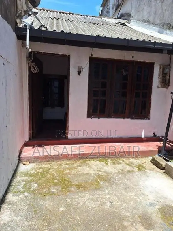 Annex for Rent in Palapokuna Vihara Road, Kirulapone