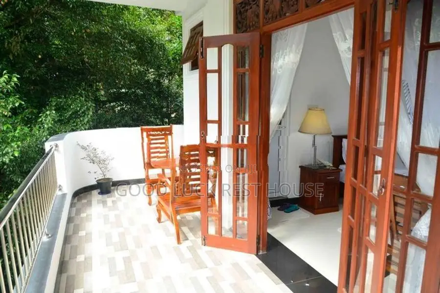 Double Rooms for Short-Term Rentals in Kandy