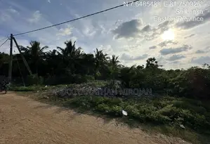 Land for Sale in Thalankudah, Batticaloa.