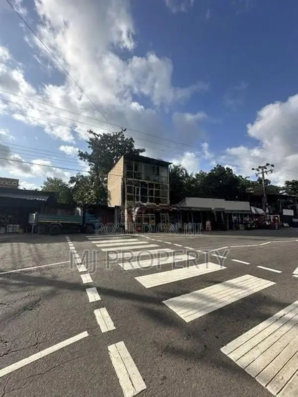 ( YC-1138) Valuable Commercial Shop Space Rent in Malabe