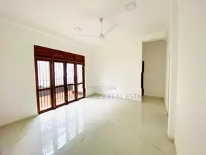 Brand New 5 Bed House with 15 Perch Piliyandala