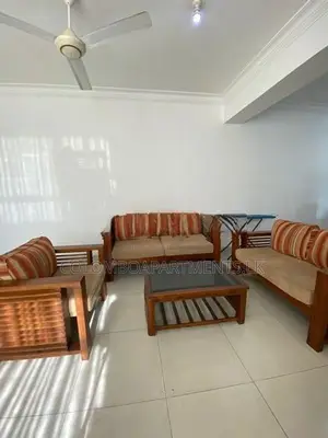 Short-Term Rental Fully Furnished Apartment in Colombo 05.(Code:CSMP50